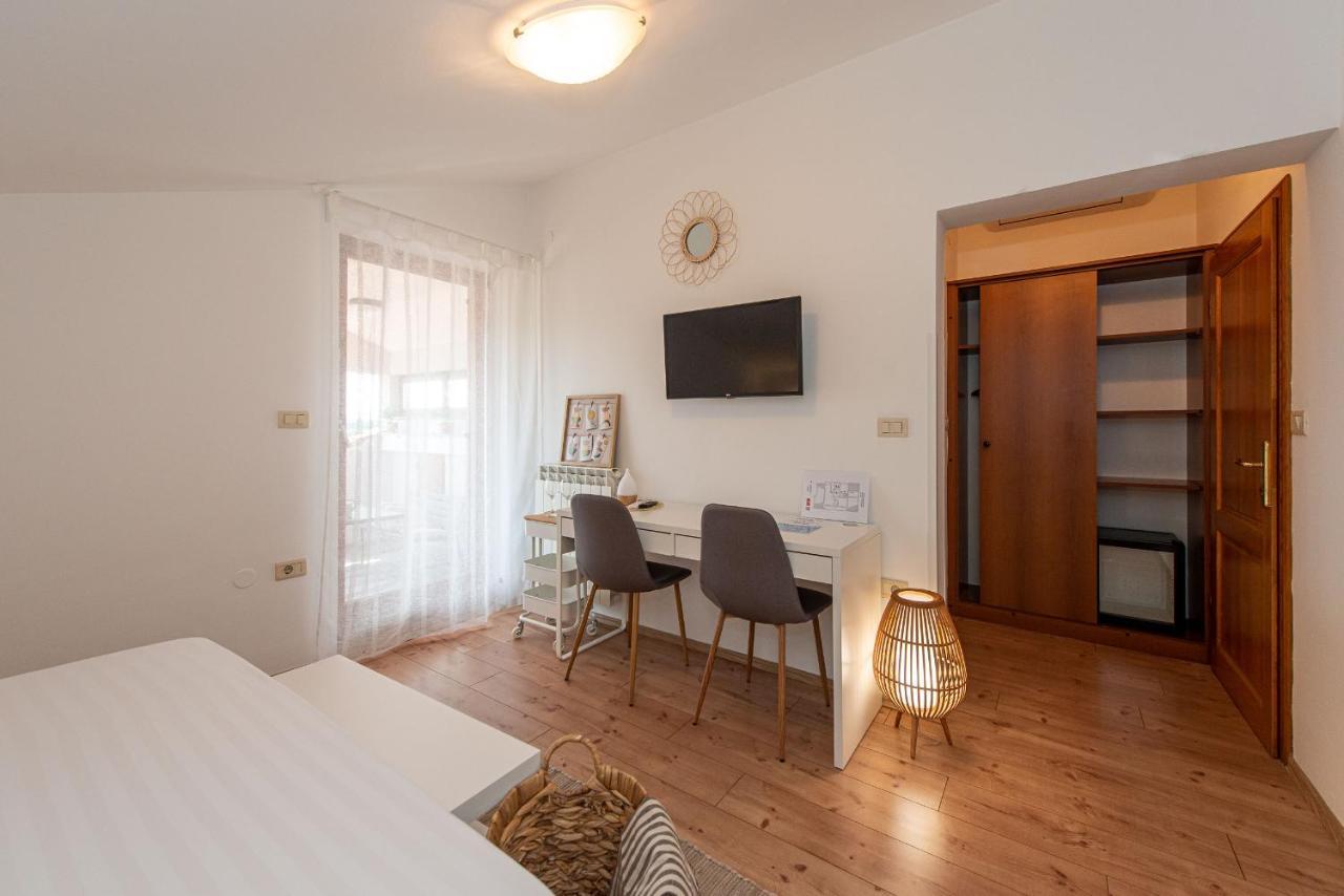Guest House Dali Ρόβινι Εξωτερικό φωτογραφία