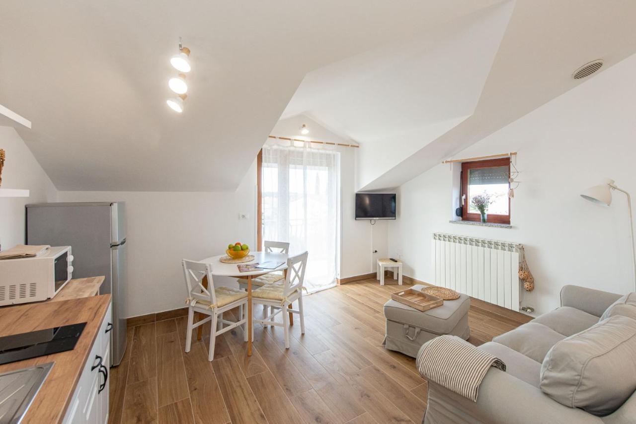 Guest House Dali Ρόβινι Εξωτερικό φωτογραφία
