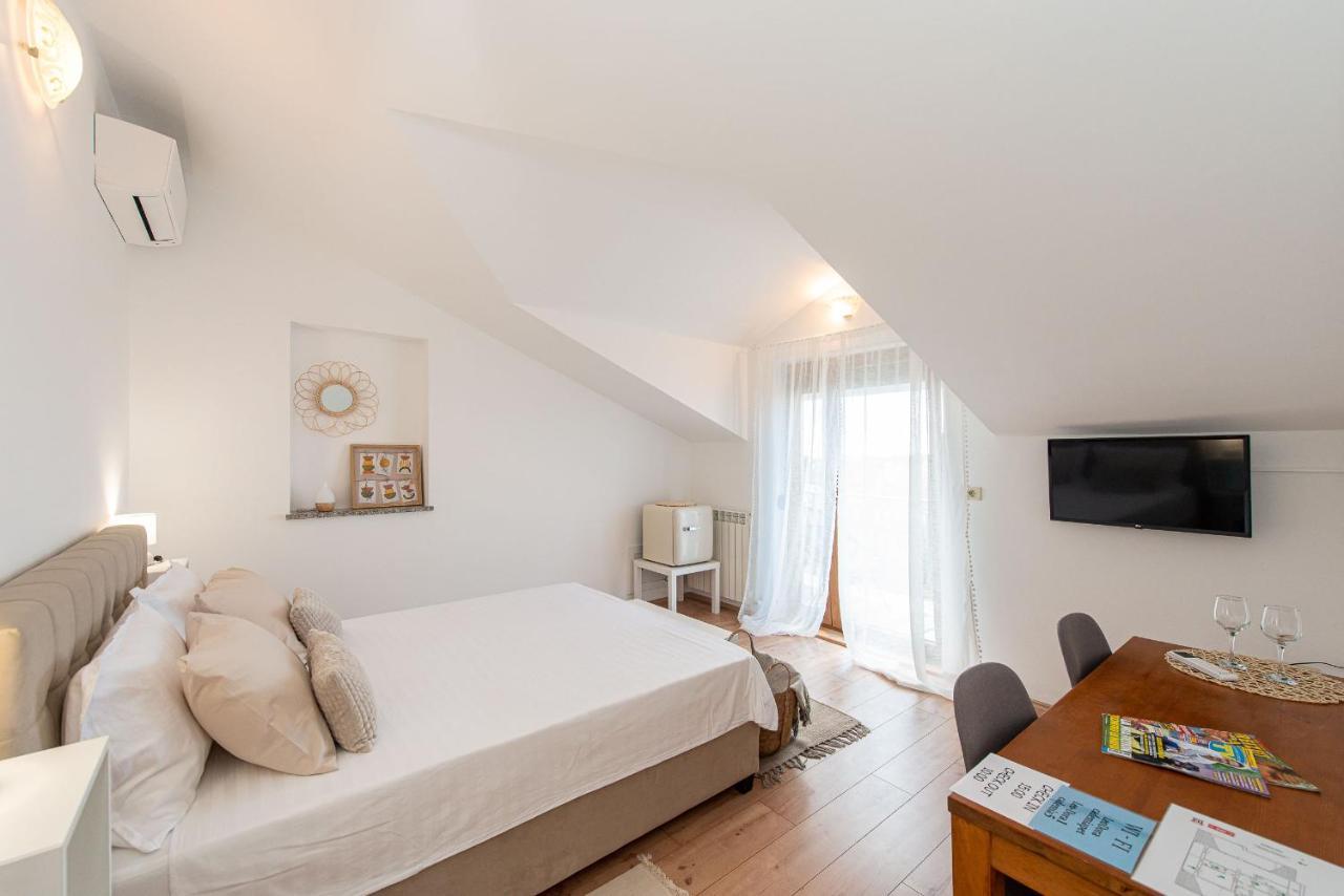 Guest House Dali Ρόβινι Εξωτερικό φωτογραφία